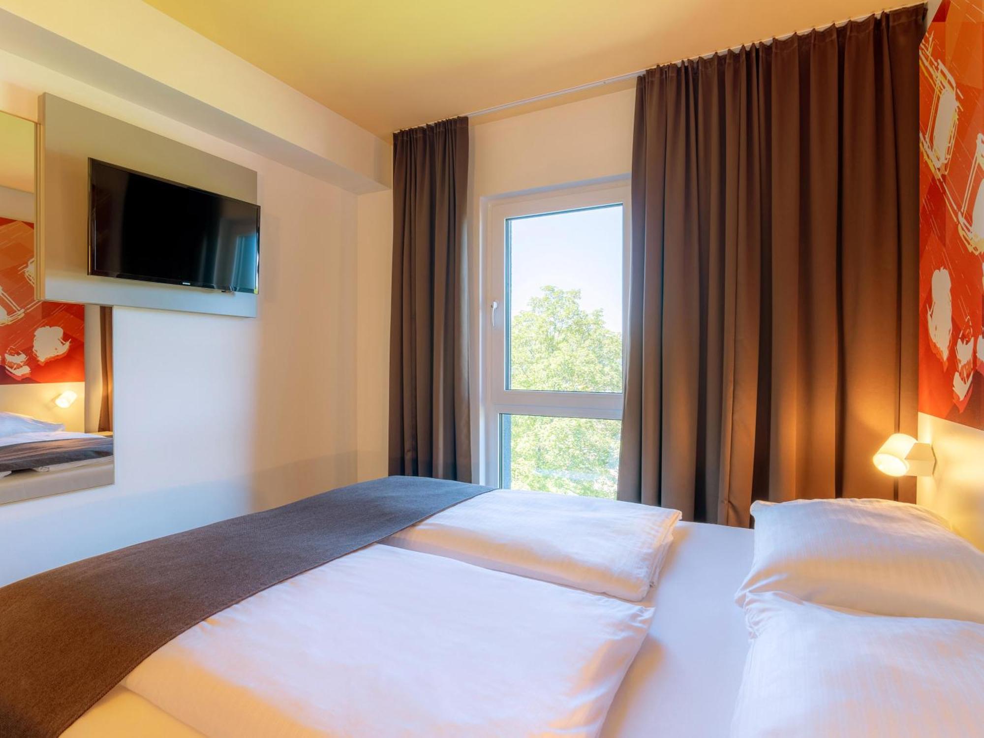 B&B Hotel Stuttgart-Bad Cannstatt Zewnętrze zdjęcie