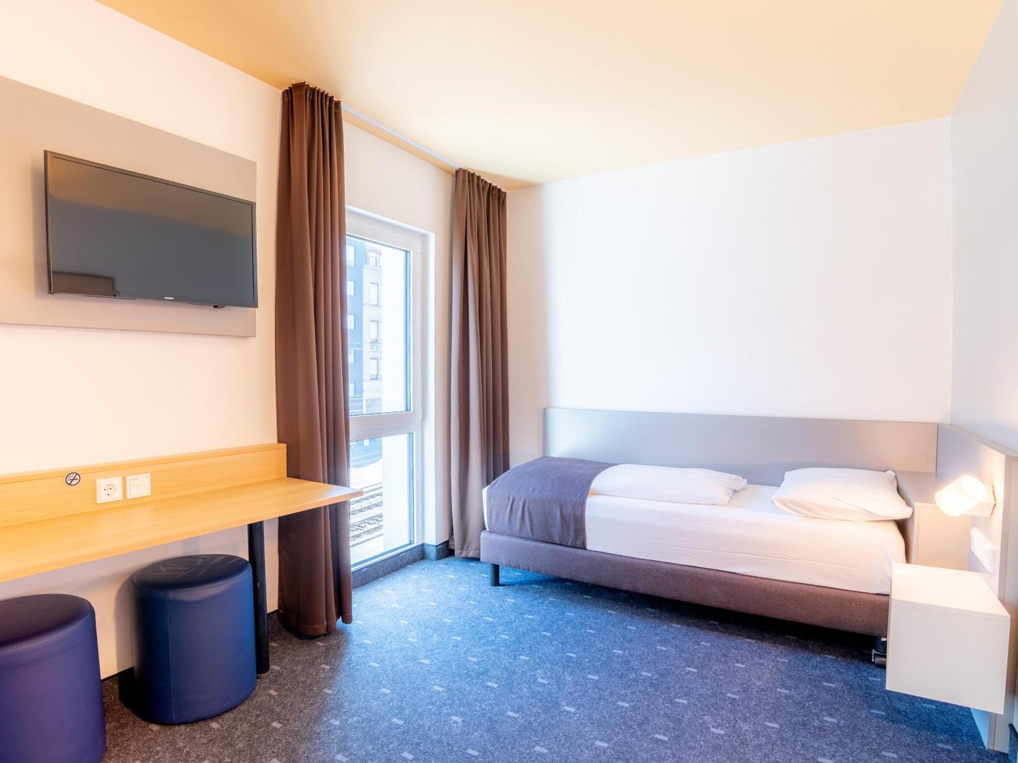 B&B Hotel Stuttgart-Bad Cannstatt Zewnętrze zdjęcie